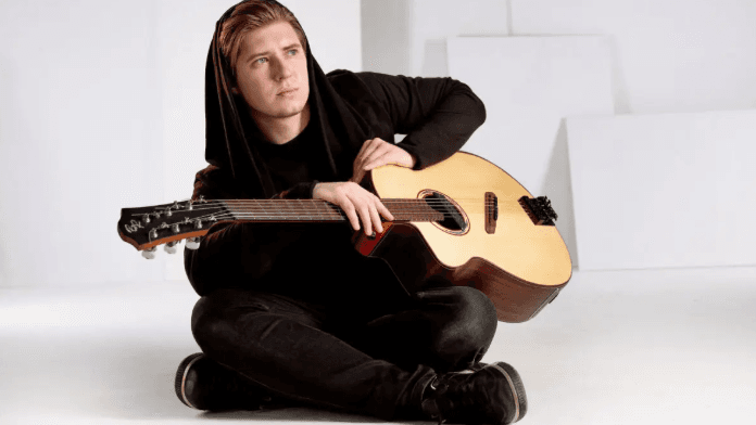 Alexandr Misko at Alix Goolden Hall