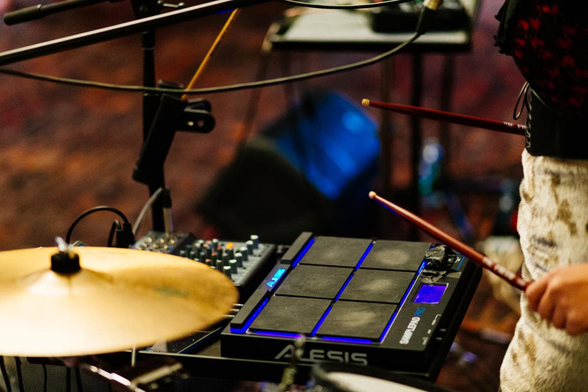 Dolly's Haunted Honky Tonk at The Hatching Post Brewery & Smokery
