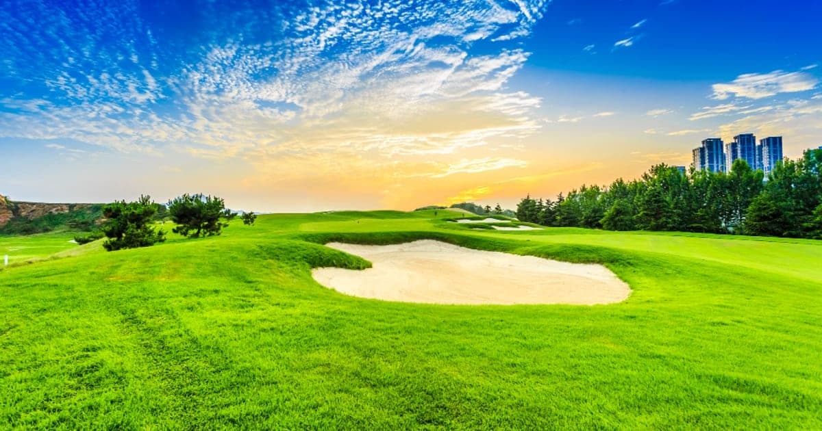 Westfield Country Club in Surrey · Metro Vancouver