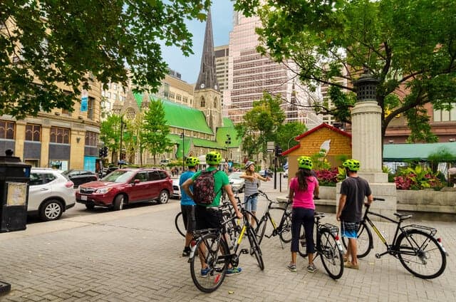 Ça Roule Montreal - Tours guidés à vélo & location de vélo - Bike tour and bike rental in Montréal