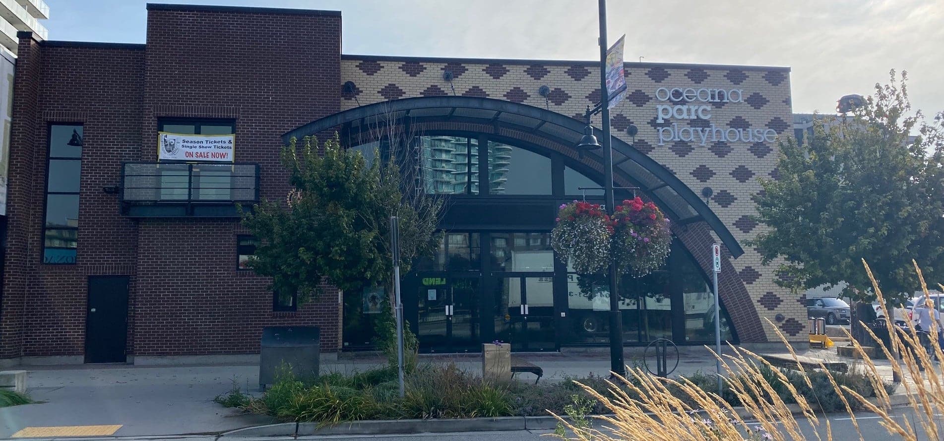 White Rock Players' Club at Oceana PARC Playhouse in Surrey · Metro Vancouver