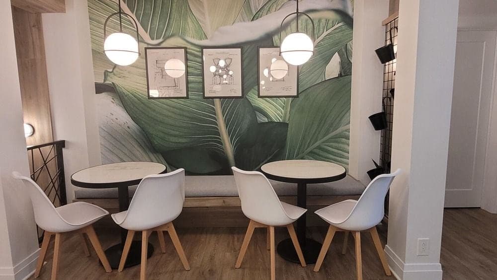 Chic Macaron -Dessert et Café in Terrebonne · Montréal