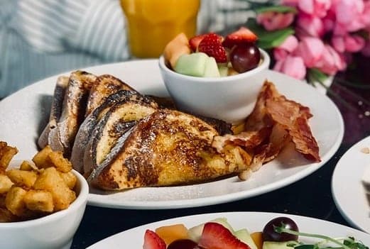 SymposiumCafeRestaurant Milton in Oakville · Toronto