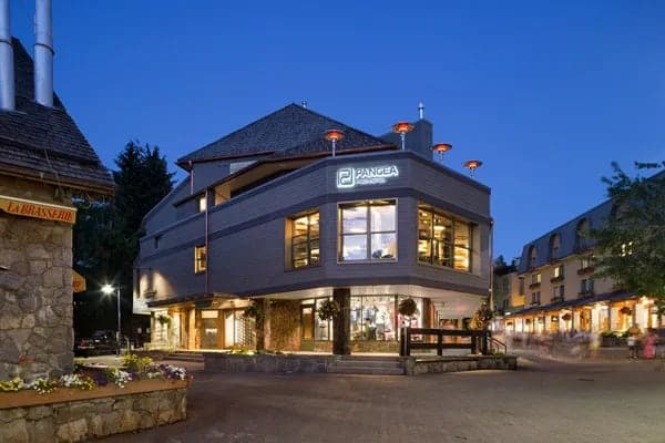 Pangea Pod Hotel in Whistler · Metro Vancouver