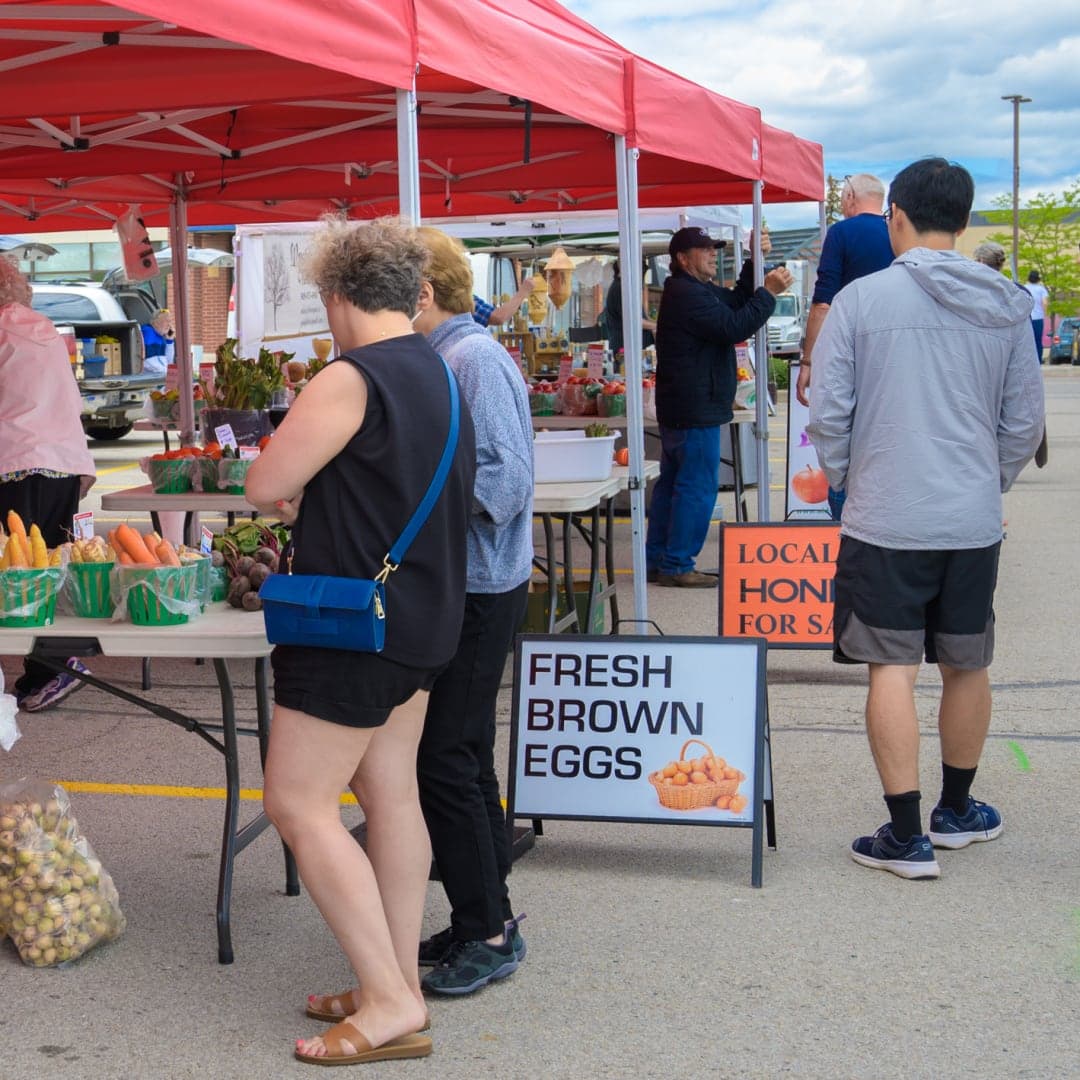Dorval Crossing Civitan Farmers Market in Oakville · Toronto