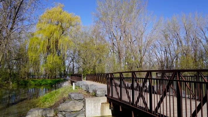 Accès nautique du Parc des Voiles in Boucherville · Montréal