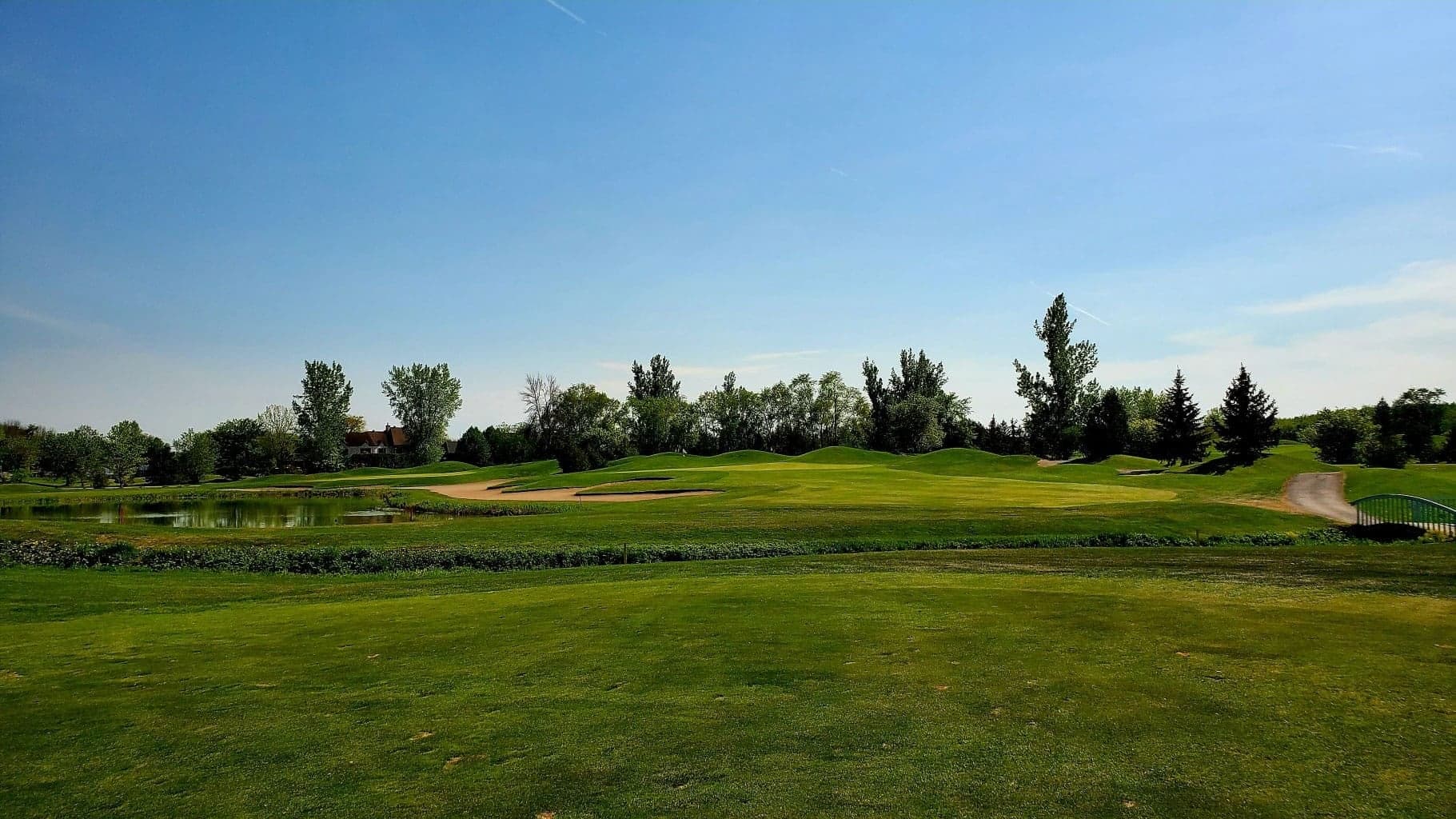 Champs de pratique Centre Golf le Versant in Terrebonne · Montréal