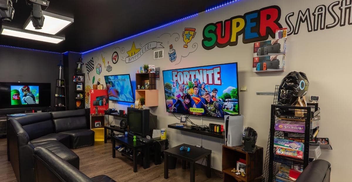 Super Smash Café in Calgary · Calgary & the Rockies