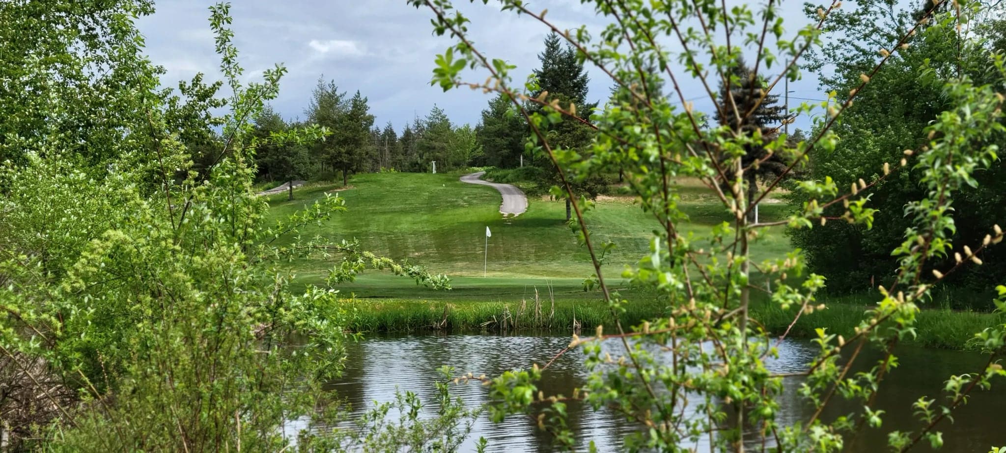 Overlander Golf and Event Centre in SilverStar · Okanagan
